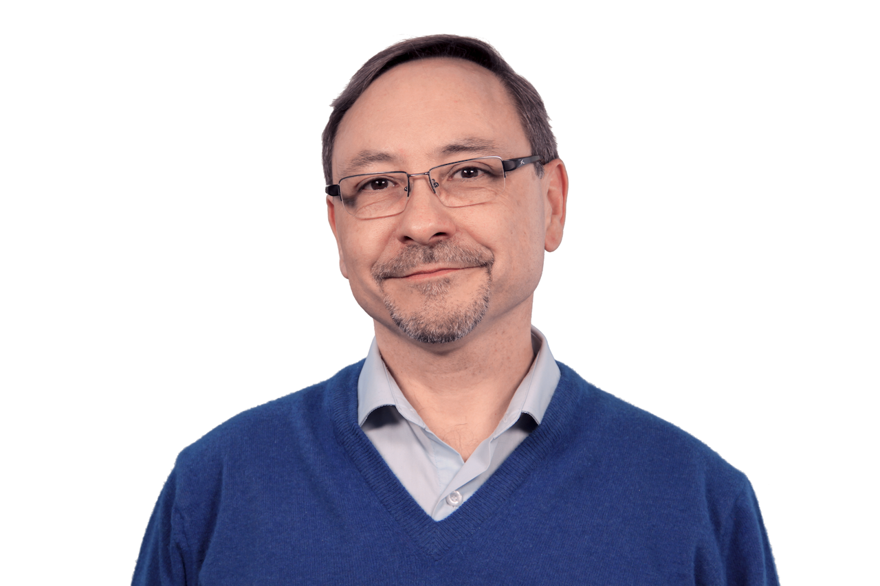 Mag. Sergio Logares